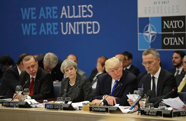 Welt: Германия выступает против проведения саммита НАТО в Турции в 2018 году