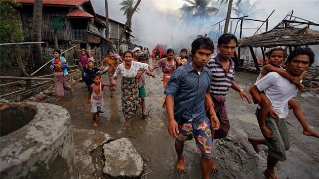 Невже таке коїться в наш час..? У М'янмі - геноцид, загинули близько 400 осіб. А світ МОВЧИТЬ!