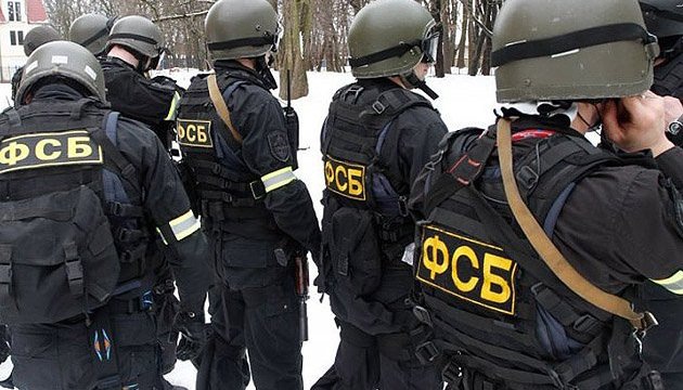 Российские спецслужбы  вербуют крымских призывников