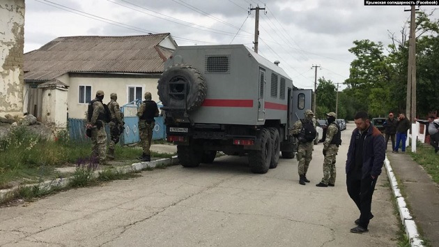 Крым: новые обыски у крымских татар