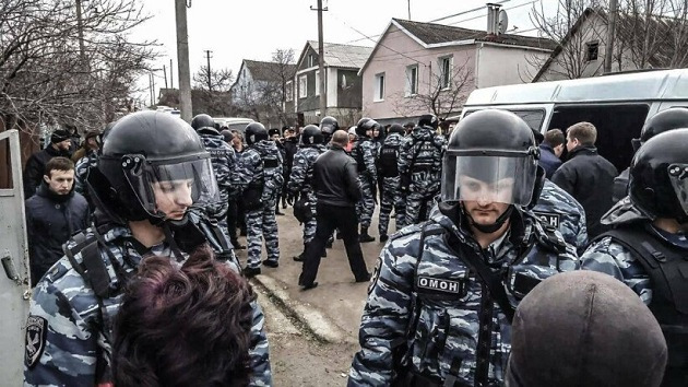 Новые обыски и задержания в Крыму
