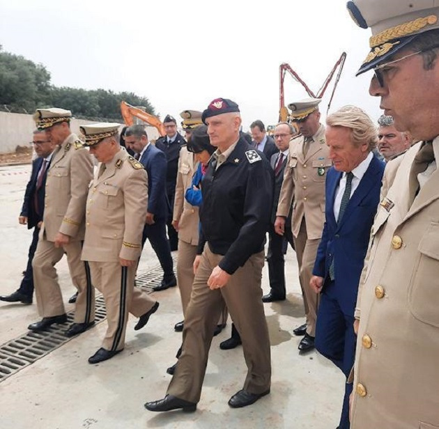 Алжир с помощью Италии начинает свою военную промышленность